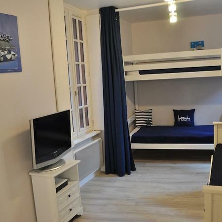 La Bertaudiere Apartment Saint-Malo Bagian luar foto