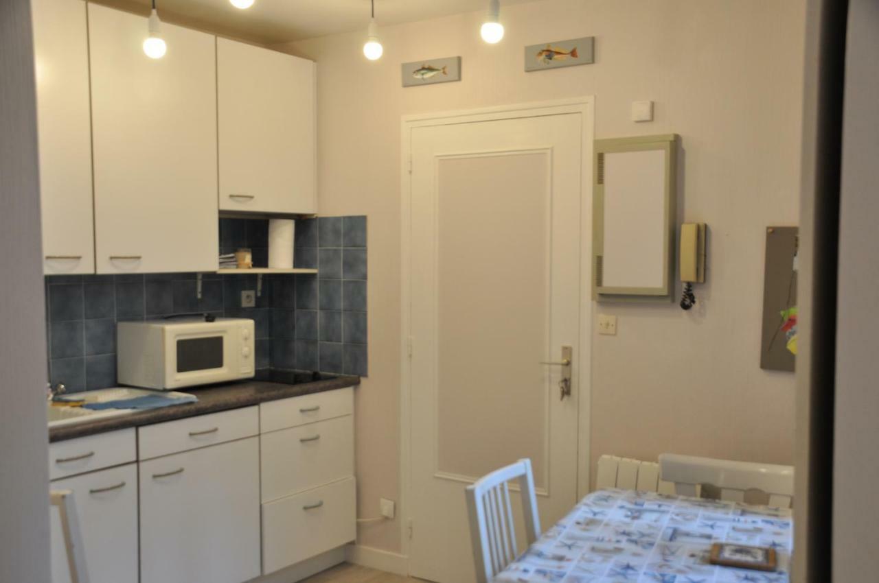 La Bertaudiere Apartment Saint-Malo Bagian luar foto