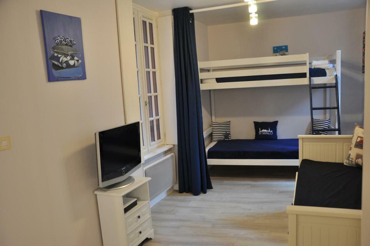 La Bertaudiere Apartment Saint-Malo Bagian luar foto