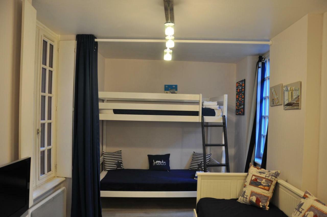 La Bertaudiere Apartment Saint-Malo Bagian luar foto